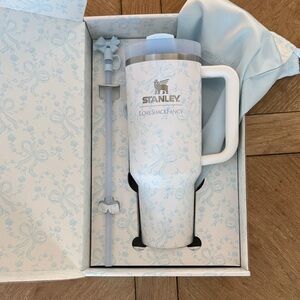 LoveShackFancy x Stanley 40 OZ in Winter Ice